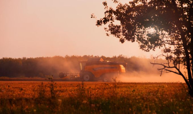 KREDYT INWESTYCYJNE, OBROTOWE, W RACHUNKU BIEŻĄCYM